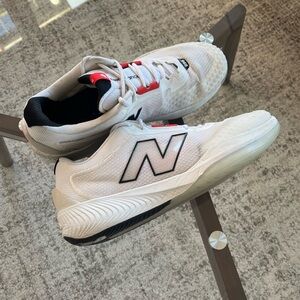 New Balance Men's FuelCell 996v4 Tennis Shoes Sz 9.5